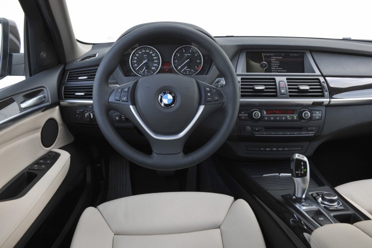 BMW X5 E70 LCI 941 750x500